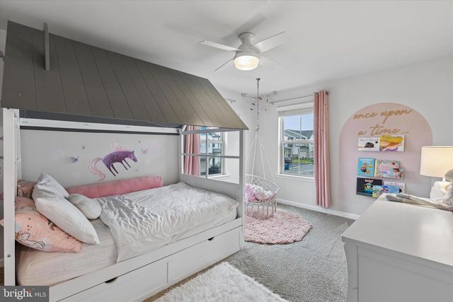 619 AMERICA DR, Horsham, PA 19044