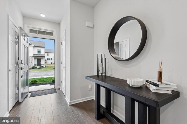 619 AMERICA DR, Horsham, PA 19044