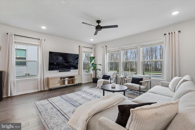 619 AMERICA DR, Horsham, PA 19044