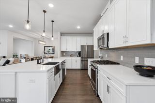 619 AMERICA DR, Horsham, PA 19044