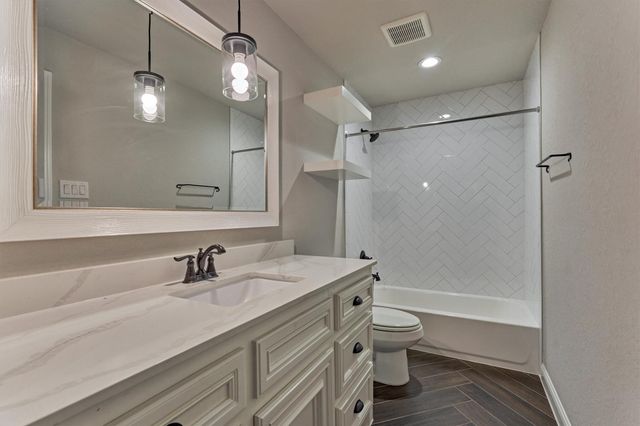 11618 Renaissance Drive, Montgomery, TX 77356