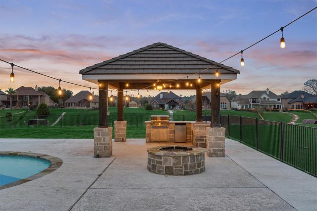 11618 Renaissance Drive, Montgomery, TX 77356