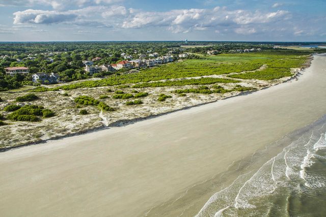 2829 Captain Sams Road, Seabrook Island, SC 29455