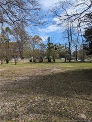 106 Wilkinson (Proposed Parcel B) S Drive, Saint Pauls, NC 28384