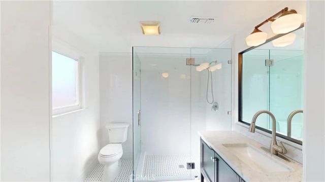 15772 Grey Oaks Street, Westminster, CA 92683