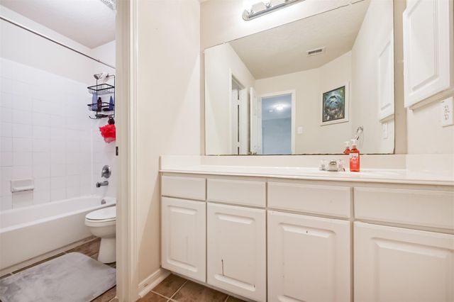 5615 Turmeric Drive, Baytown, TX 77521