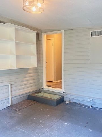 505 W Earl Street, Cleburne, TX 76033