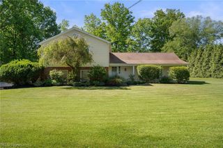 11341 Willow Hill Drive, Chesterland, OH 44026