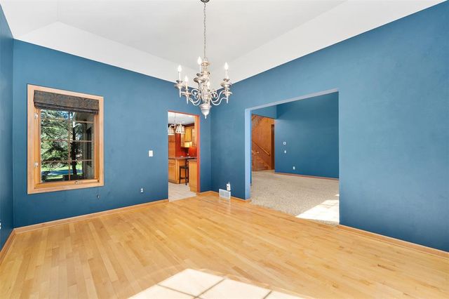 3521 Glen Way, Eau Claire, WI 54701