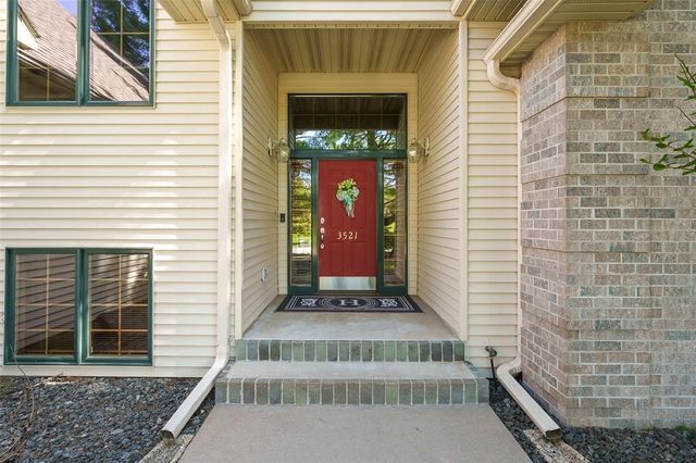 3521 Glen Way, Eau Claire, WI 54701