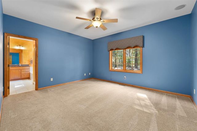 3521 Glen Way, Eau Claire, WI 54701