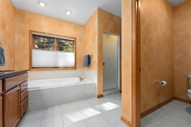 3521 Glen Way, Eau Claire, WI 54701