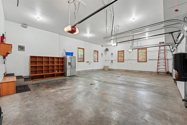 3521 Glen Way, Eau Claire, WI 54701