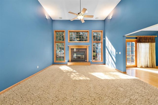 3521 Glen Way, Eau Claire, WI 54701