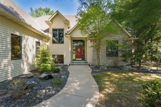 3521 Glen Way, Eau Claire, WI 54701
