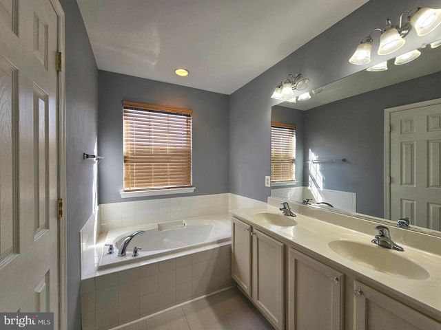 1014 RORI CT, Salisbury, MD 21801