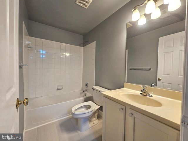1014 RORI CT, Salisbury, MD 21801