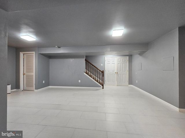 1014 RORI CT, Salisbury, MD 21801
