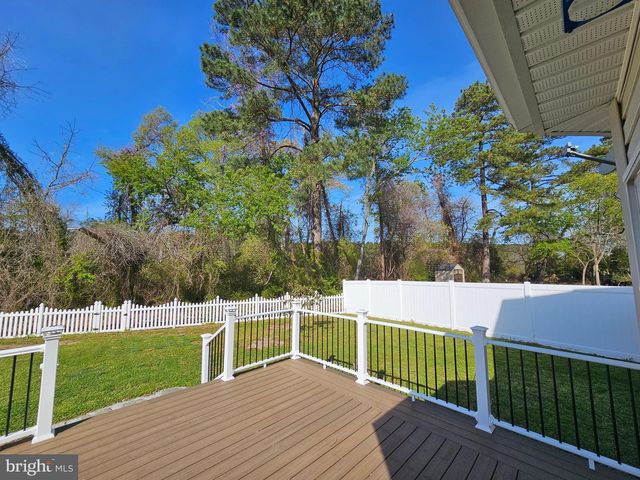 1014 RORI CT, Salisbury, MD 21801