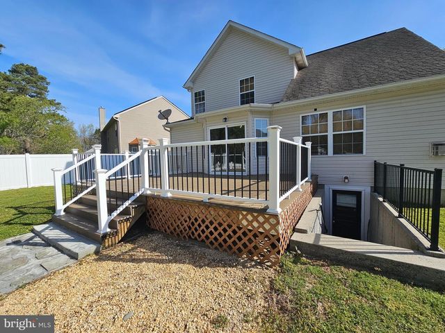 1014 RORI CT, Salisbury, MD 21801