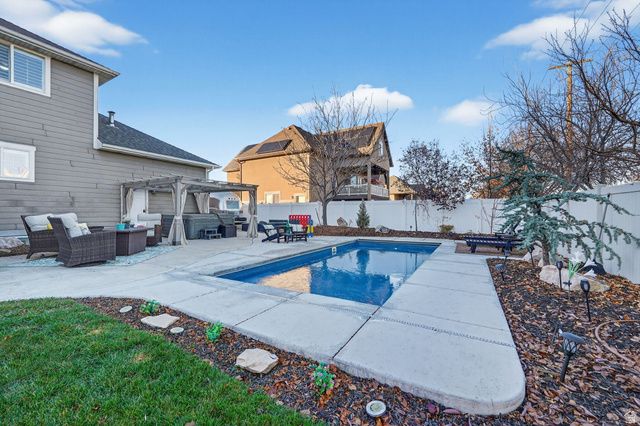 84 N 3225 W, Layton, UT 84041