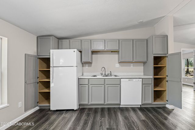 11453 CO RD 4012, Holts Summit, MO 65043