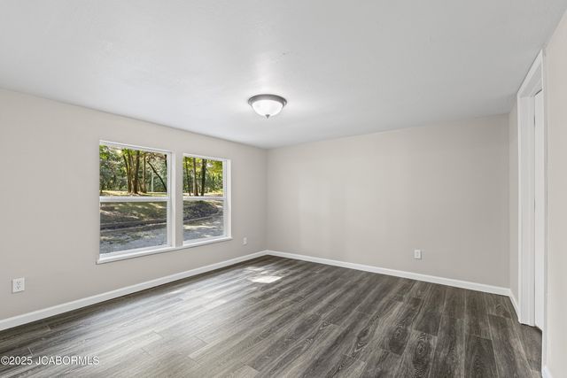 11453 CO RD 4012, Holts Summit, MO 65043