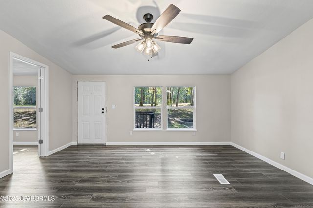 11453 CO RD 4012, Holts Summit, MO 65043