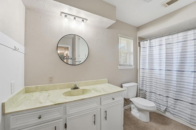 168 County Road 648, Dayton, TX 77535