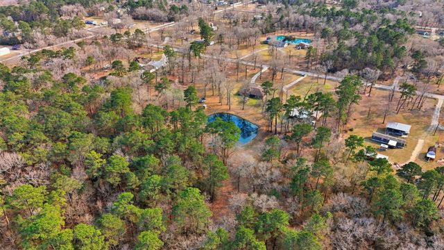 168 County Road 648, Dayton, TX 77535