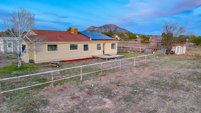 174 Entranosa, Sandia Park, NM 87047