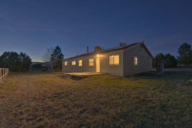 174 Entranosa, Sandia Park, NM 87047