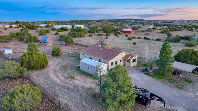 174 Entranosa, Sandia Park, NM 87047