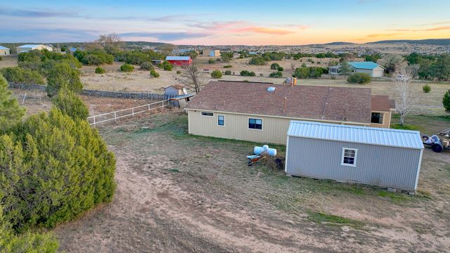 174 Entranosa, Sandia Park, NM 87047