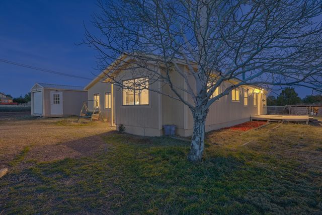 174 Entranosa, Sandia Park, NM 87047