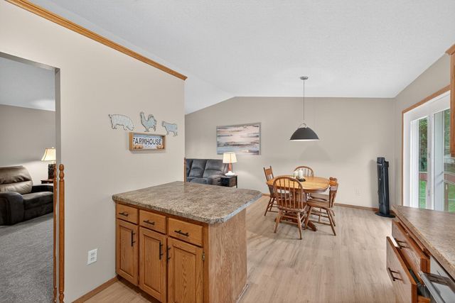 805 5th Avenue SE, Stewartville, MN 55976