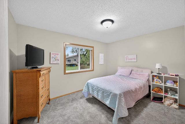 805 5th Avenue SE, Stewartville, MN 55976