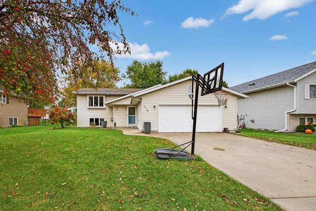 805 5th Avenue SE, Stewartville, MN 55976