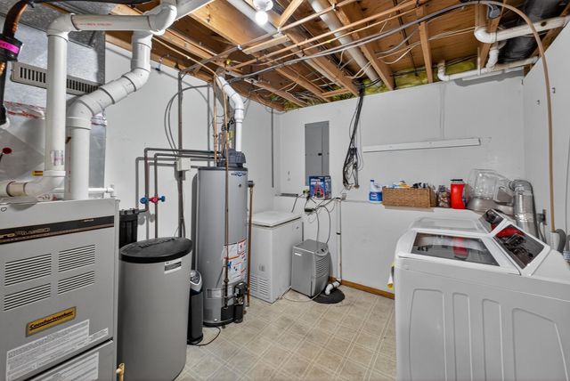 805 5th Avenue SE, Stewartville, MN 55976