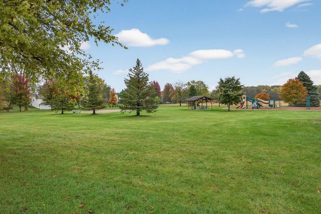 805 5th Avenue SE, Stewartville, MN 55976