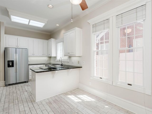 4010 Long Champ DR 23, Austin, TX 78746