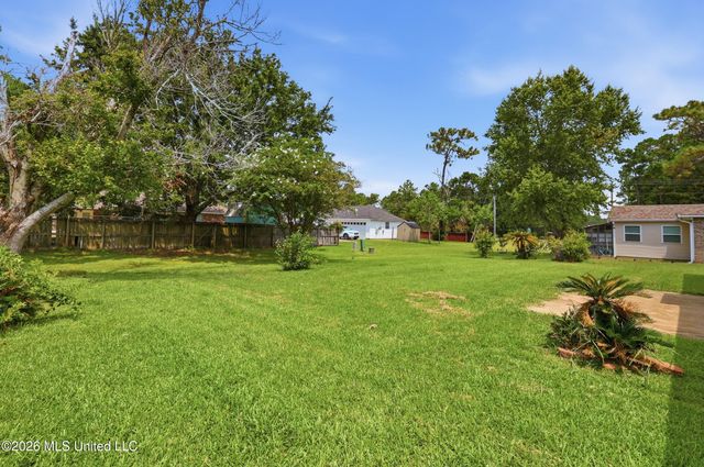 3217 Stonegate Circle, Gautier, MS 39553