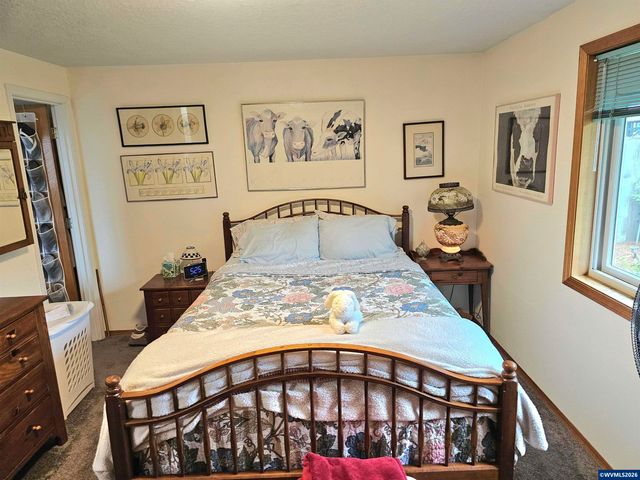 4814 Southstar Ct NE, Salem, OR 97305