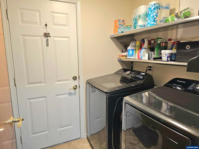 4814 Southstar Ct NE, Salem, OR 97305