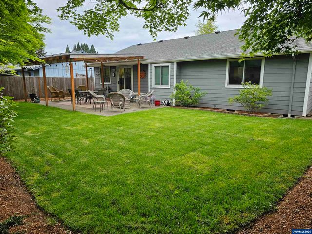 4814 Southstar Ct NE, Salem, OR 97305