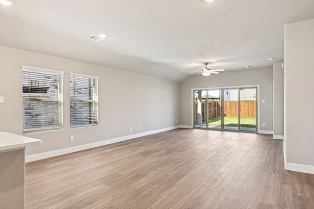 6108 Chickney Drive, Princeton, TX 75071