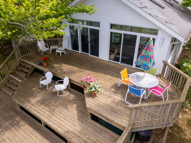 1192 Cherry Drive, South Haven, MI 49090