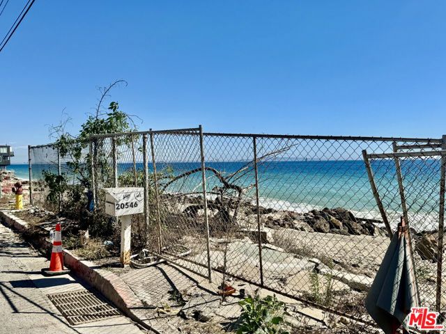 20546 Pacific Coast Highway, Malibu, CA 90265