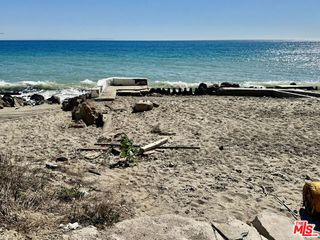 20546 Pacific Coast Highway, Malibu, CA 90265