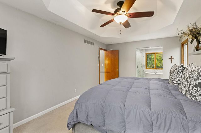 8305 Talbot Place, Johnston, IA 50131